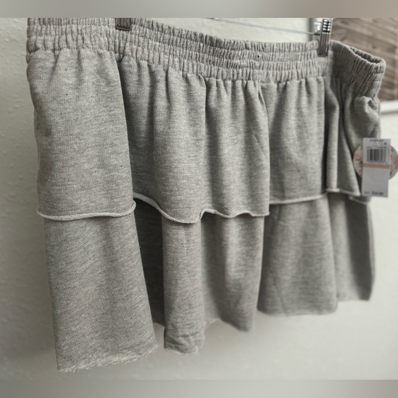 Jolie & Joy Gray Layerd Mini Skirt NWT - Picture 7 of 9